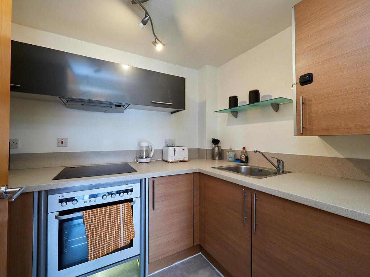 Emerald Suite - Two Story Duplex Apartment - Balcony - Contractors - Family - City Centre - Broadway Plaza - Five Ways - Sleeps 6 Birmingham Dış mekan fotoğraf