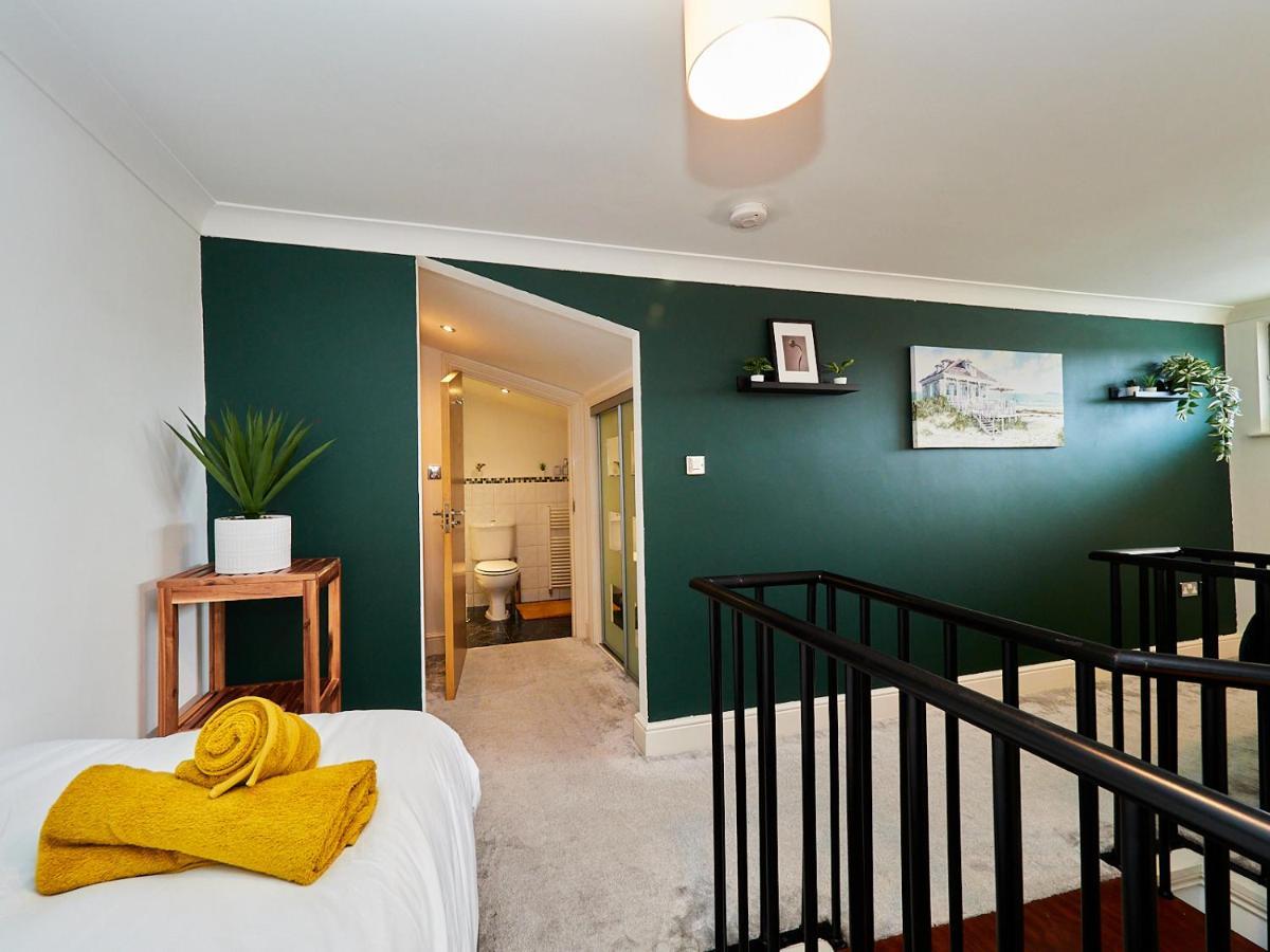 Emerald Suite - Two Story Duplex Apartment - Balcony - Contractors - Family - City Centre - Broadway Plaza - Five Ways - Sleeps 6 Birmingham Dış mekan fotoğraf