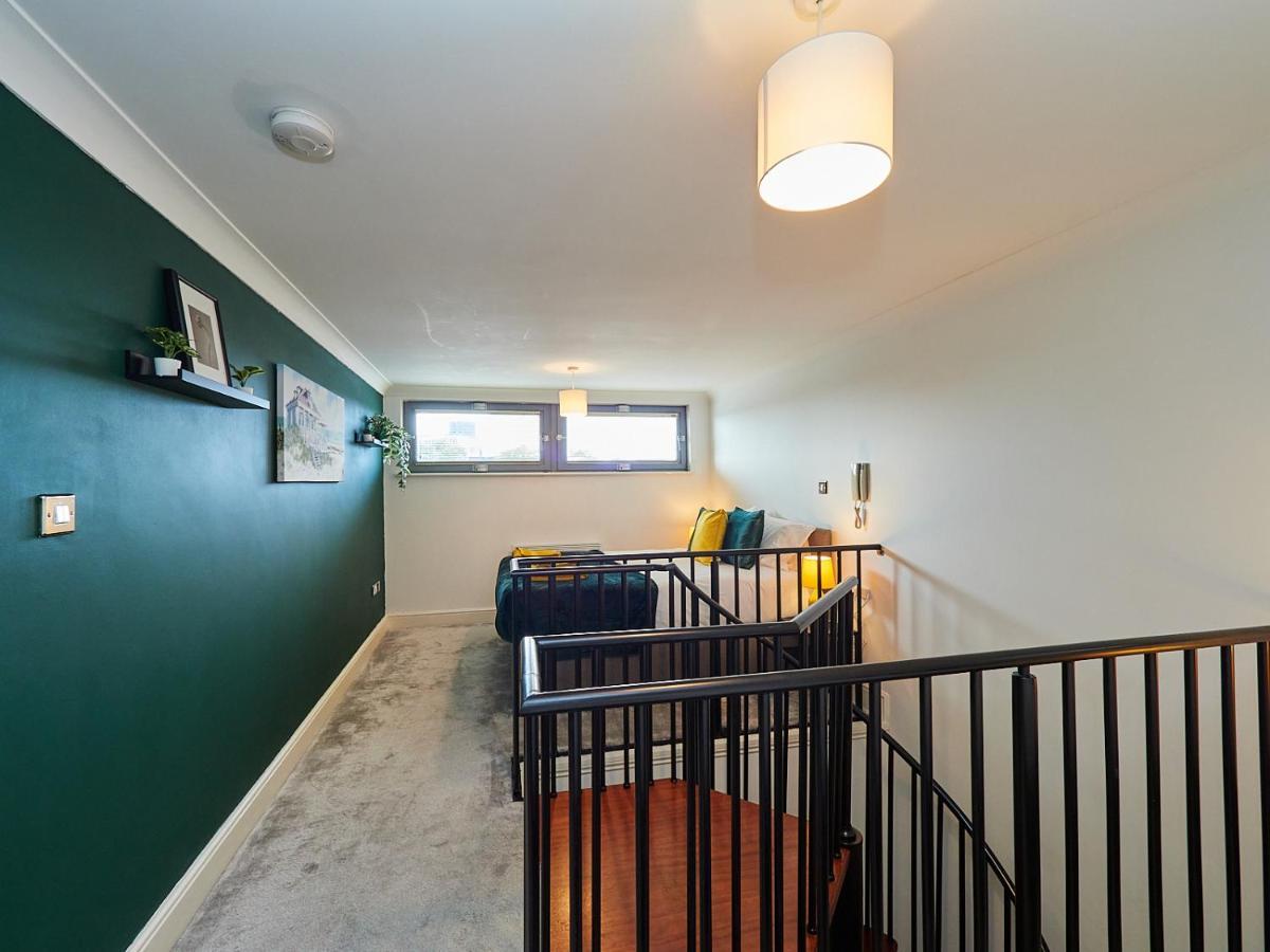 Emerald Suite - Two Story Duplex Apartment - Balcony - Contractors - Family - City Centre - Broadway Plaza - Five Ways - Sleeps 6 Birmingham Dış mekan fotoğraf